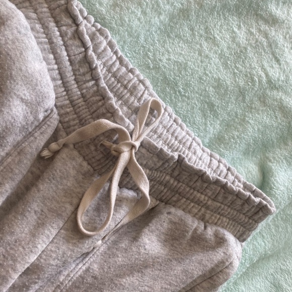 Grey sweatpants - Picture 3 of 6